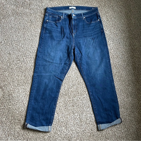 LOFT Denim - LOFT The Curvy Super Soft Soft Girlfriend Jeans Denim Casual Mid Rise Ankle 32